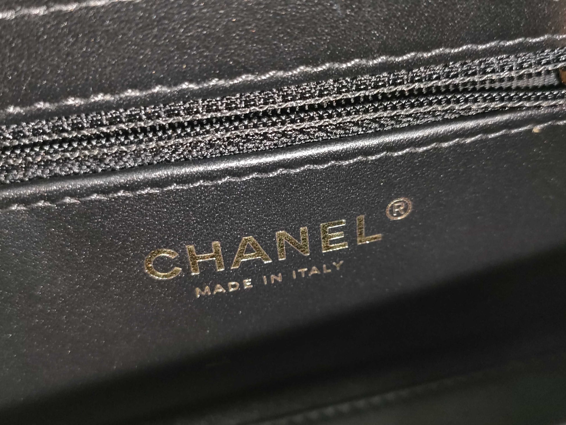 CHANEL Matelasse 2-Way Handbag with Gold Hardware, Chain Shoulder Bag, W19cm, AS4416, Serial Number Plate, Black