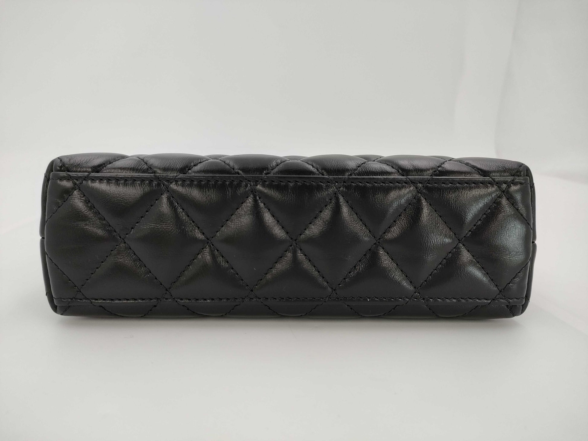 CHANEL Matelasse 2-Way Handbag with Gold Hardware, Chain Shoulder Bag, W19cm, AS4416, Serial Number Plate, Black