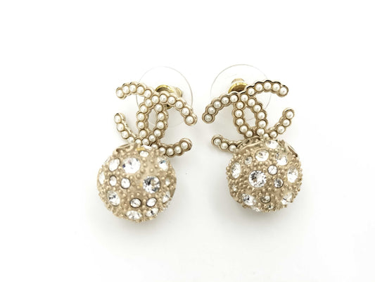 CHANEL Swing C21K Mirror Ball Coco Mark Pearl Earrings