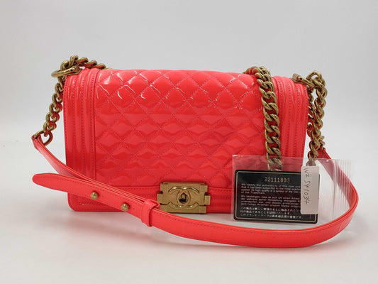 CHANEL Boy Chanel 25 Red Seal Card Shoulder Bag