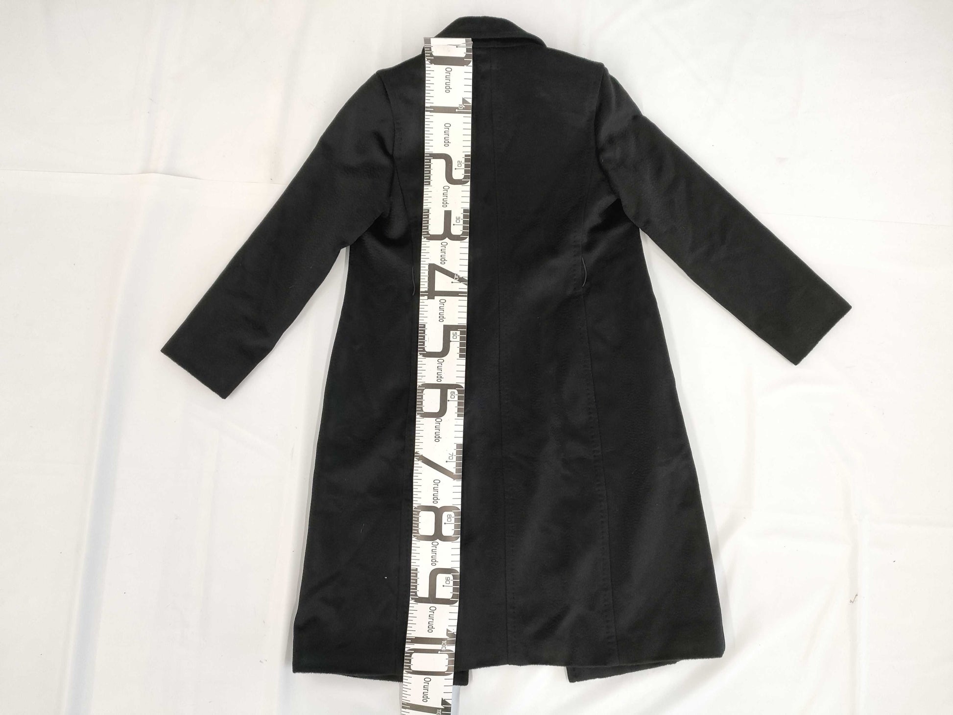 MaxMara MAXMARA Manuela 100% Camel Coat in Excellent Condition with Belt, Size 36
