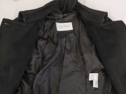 MaxMara MAXMARA Manuela 100% Camel Coat in Excellent Condition with Belt, Size 36