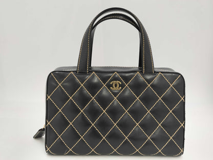 CHANEL Wild Stitch Calfskin Black GD Hardware A18121 7639185 Seal Included No Card Included Handbag