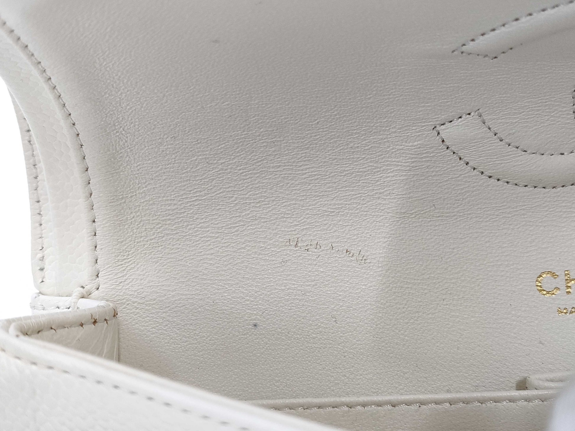 CHANEL Caviar Skin Double Flap Matelasse Chain Shoulder Bag White 9 Series Shoulder Bag