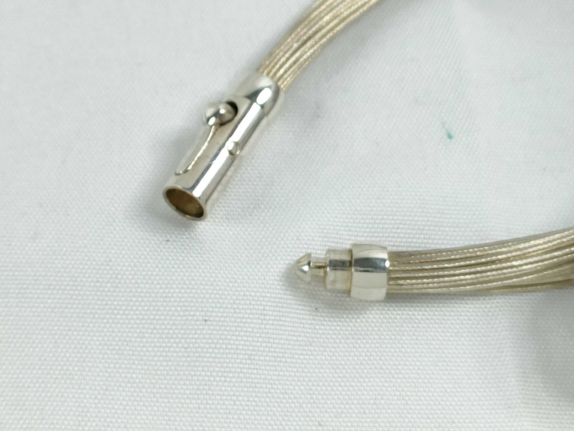 Tiffany & Co. Tiffany Wire Bracelet Bangle