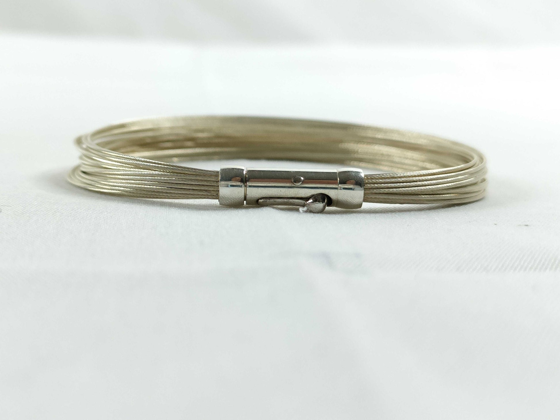 Tiffany & Co. Tiffany Wire Bracelet Bangle