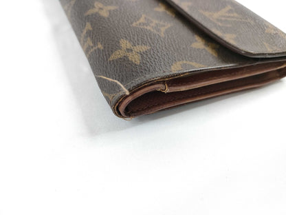 LOUIS VUITTON Monogram Louis Vuitton Monogram Wallet