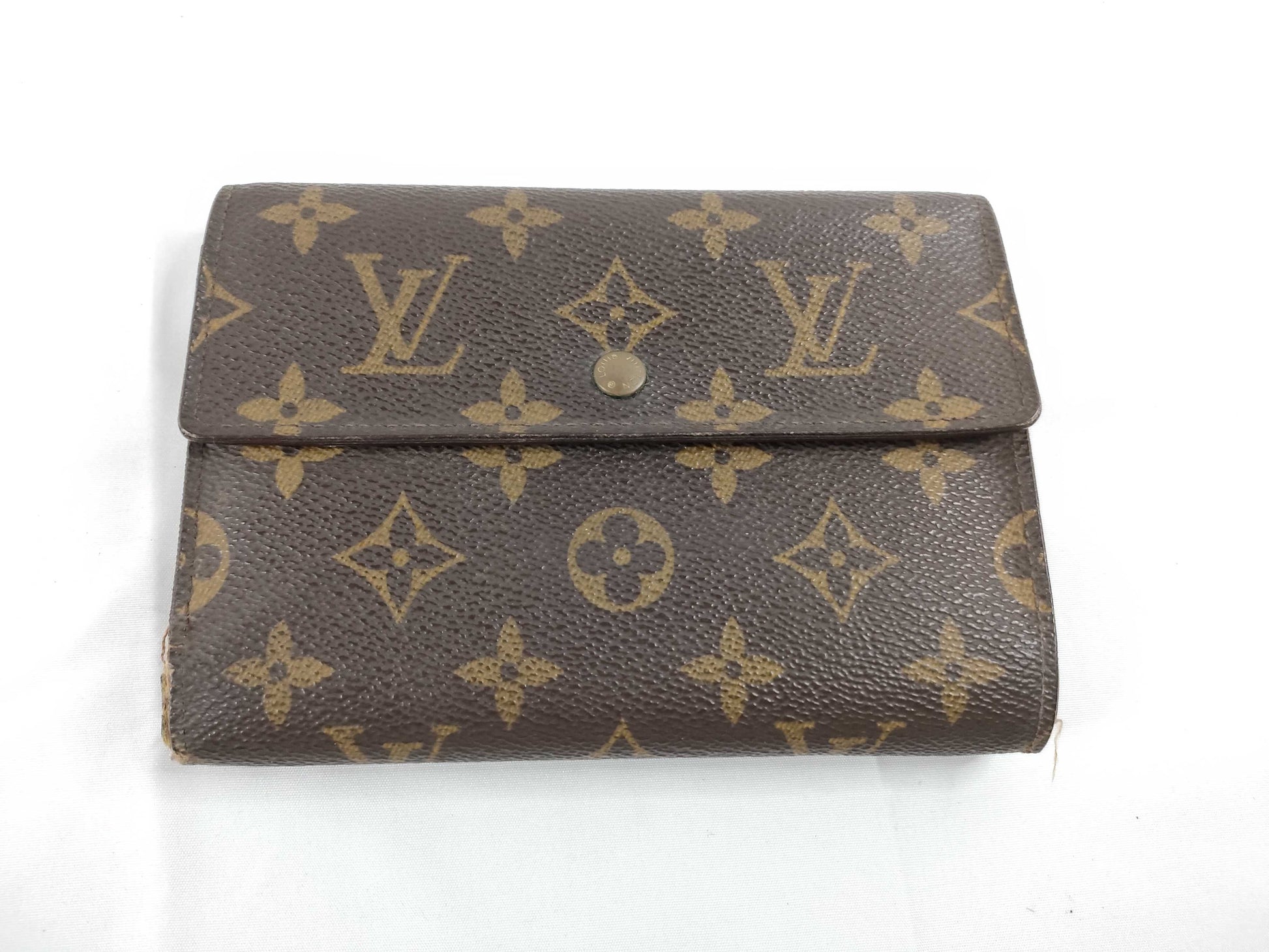 LOUIS VUITTON Monogram Louis Vuitton Monogram Wallet