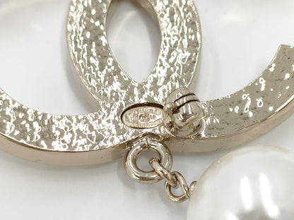 CHANEL Coco Mark Pearl Brooch