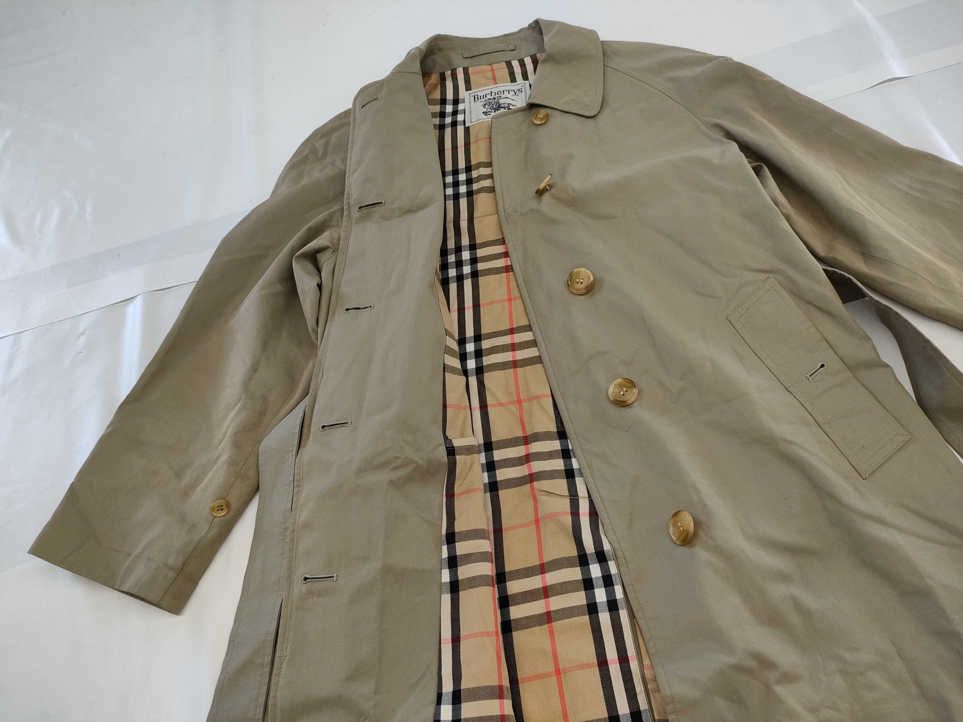 BURBERRY Belted Nova Check Khaki Long Coat with White Tag, 9AR C-TK83
