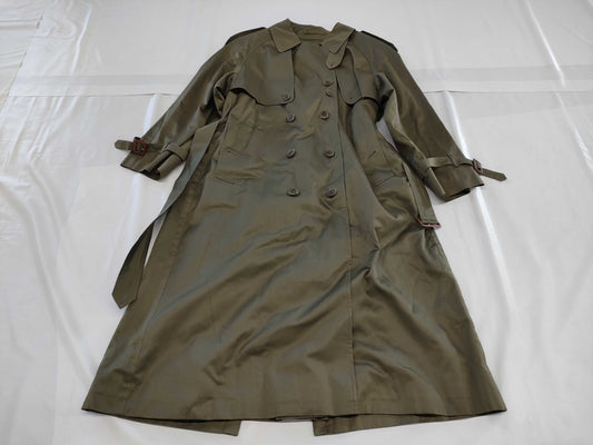 BURBERRY Women's Long Trench Coat with Belt and Liner, 9AR