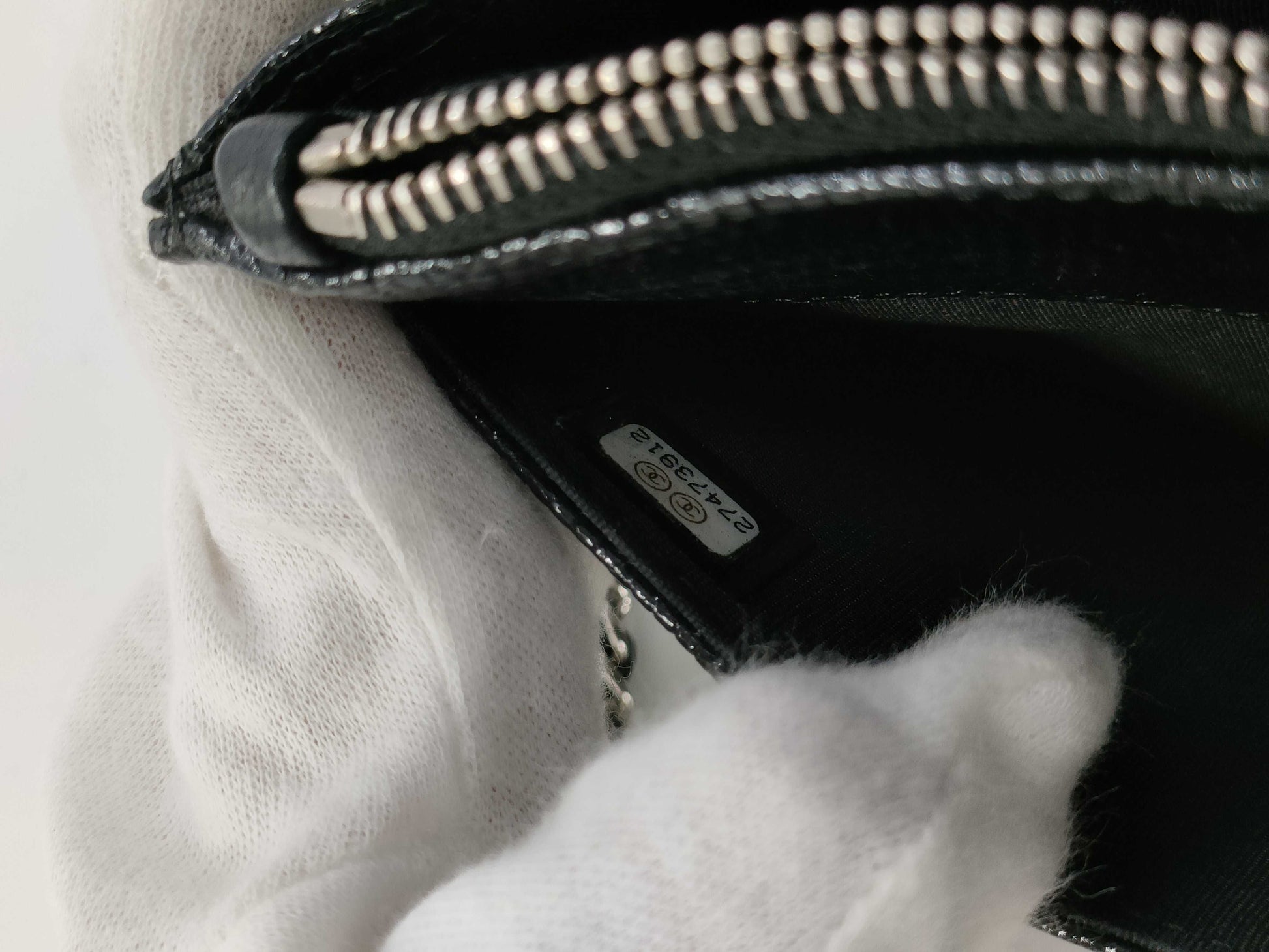 CHANEL Lizard Chain Wallet Shoulder Bag