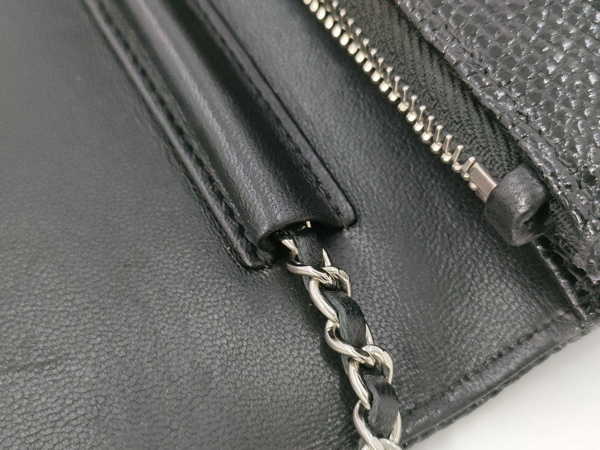 CHANEL Lizard Chain Wallet Shoulder Bag