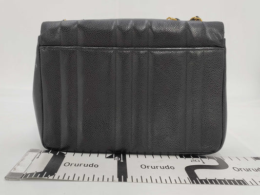 CHANEL Caviar Shoulder Bag