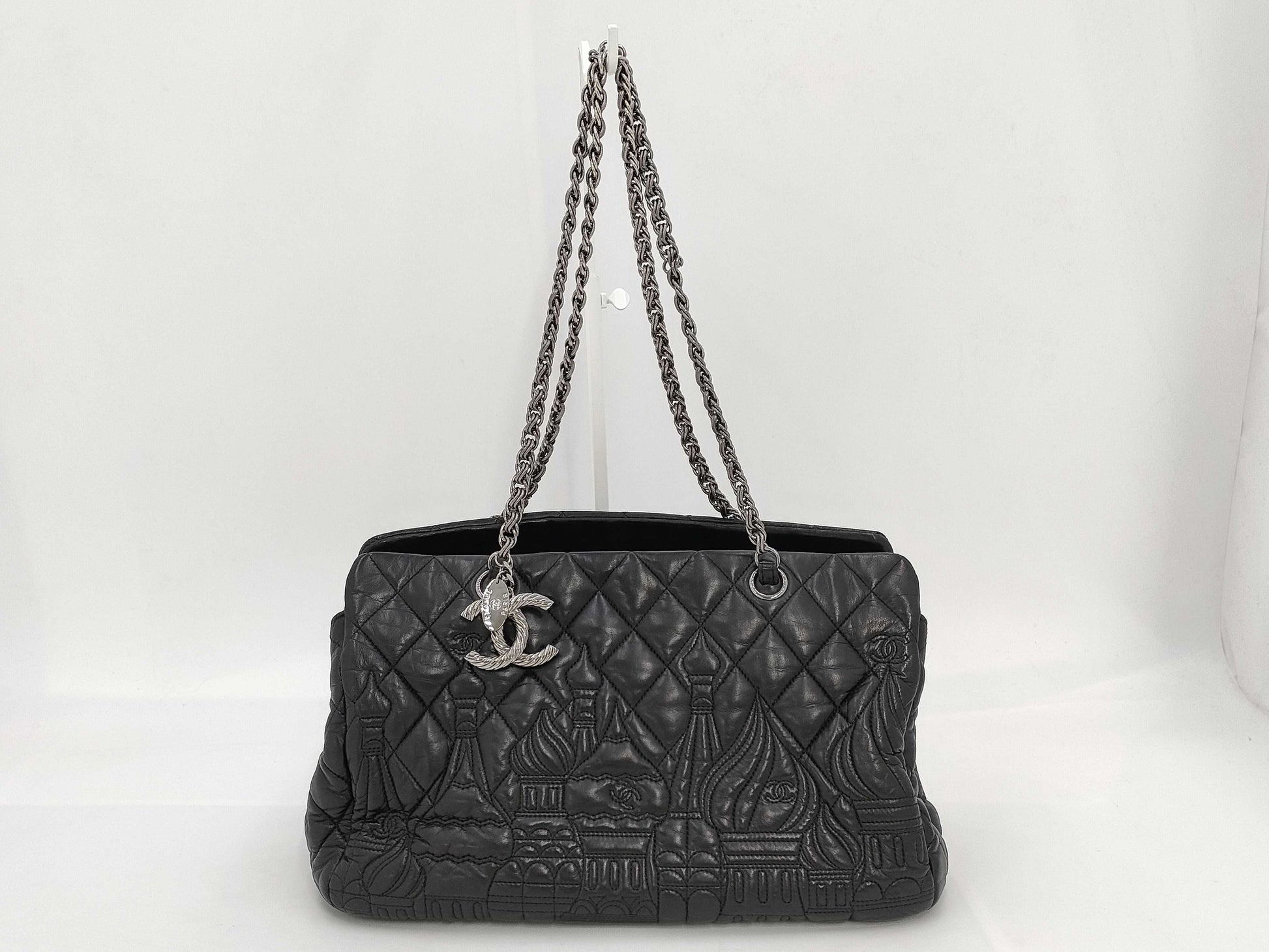 CHANEL Paris Moscow Line Lambskin Handbag