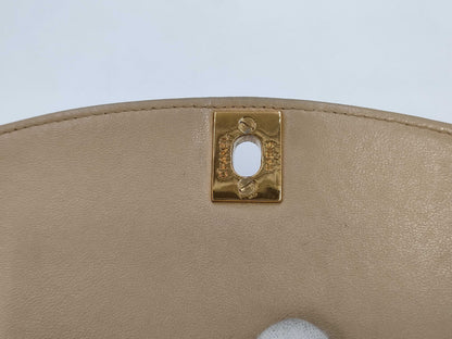 CHANEL Diana 22 Lamb Chain Shoulder Bag with GD Hardware
