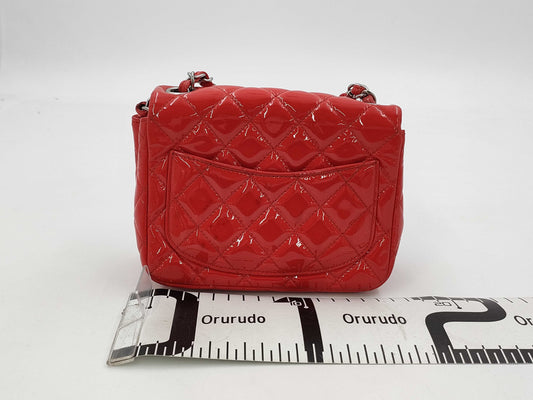 CHANEL CHANEL Mini Matelasse Patent Chain Shoulder Bag