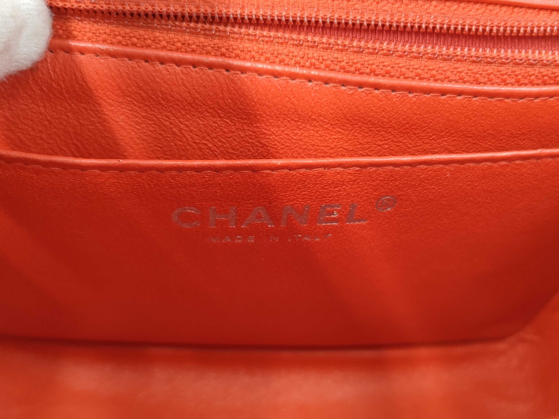 CHANEL CHANEL Mini Matelasse Patent Chain Shoulder Bag