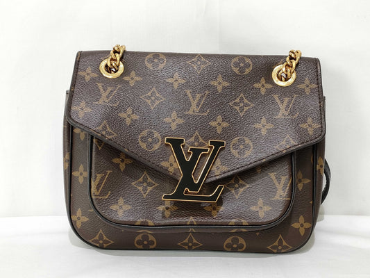 LOUIS VUITTON Monogram Passy Shoulder Bag