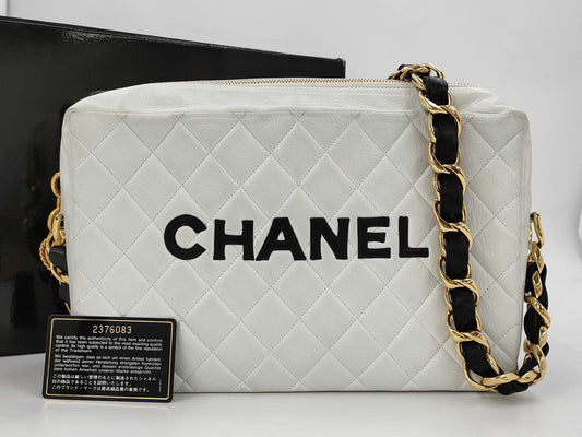 CHANEL CHANEL 2-Face Matelasse Chain Shoulder Bag, Black x White, Card and Sticker Included, Rare