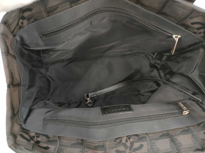 CHANEL New Travel Line Tote Bag MM Coco Mark Black 10 Series Tote Bag