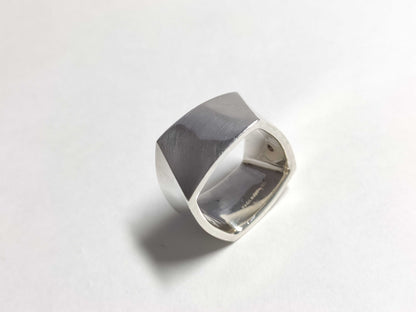 Tiffany & Co. Frank Gehry Torque Wide Ring, size 15