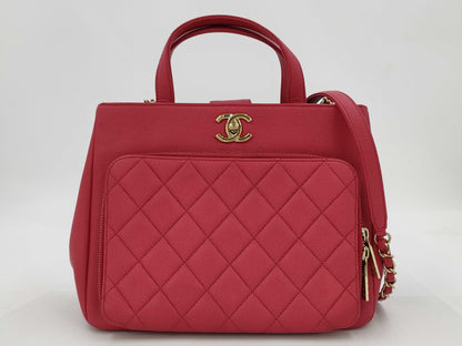 CHANEL CHANEL Business Affinity Red Caviar Leather Shoulder Bag with Gold Hardware