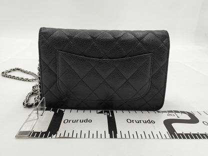 CHANEL Boy Chanel Caviar Skin Matelasse Chain Shoulder Bag No. 21