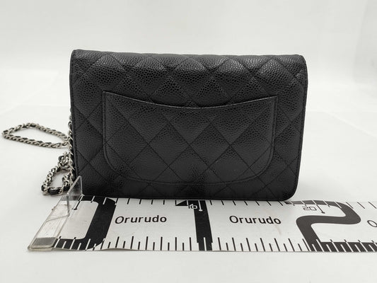 CHANEL Boy Chanel Caviar Skin Matelasse Chain Shoulder Bag No. 21