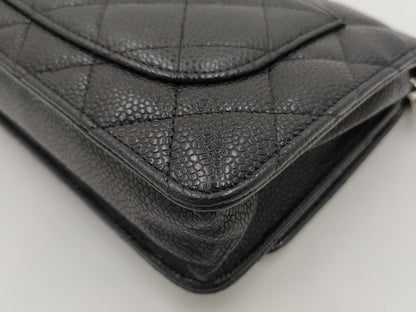 CHANEL Boy Chanel Caviar Skin Matelasse Chain Shoulder Bag No. 21