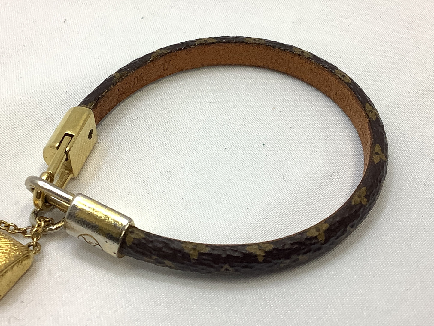 LOUIS VUITTON Monogram Bracelet Bracelet/Bangle