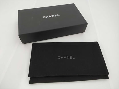 CHANEL Matelasse Medium Flap Wallet in Caviar Leather