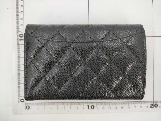 CHANEL Matelasse Medium Flap Wallet in Caviar Leather