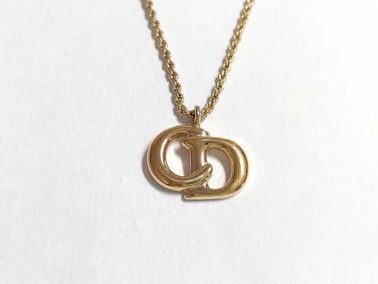 Dior CD necklace