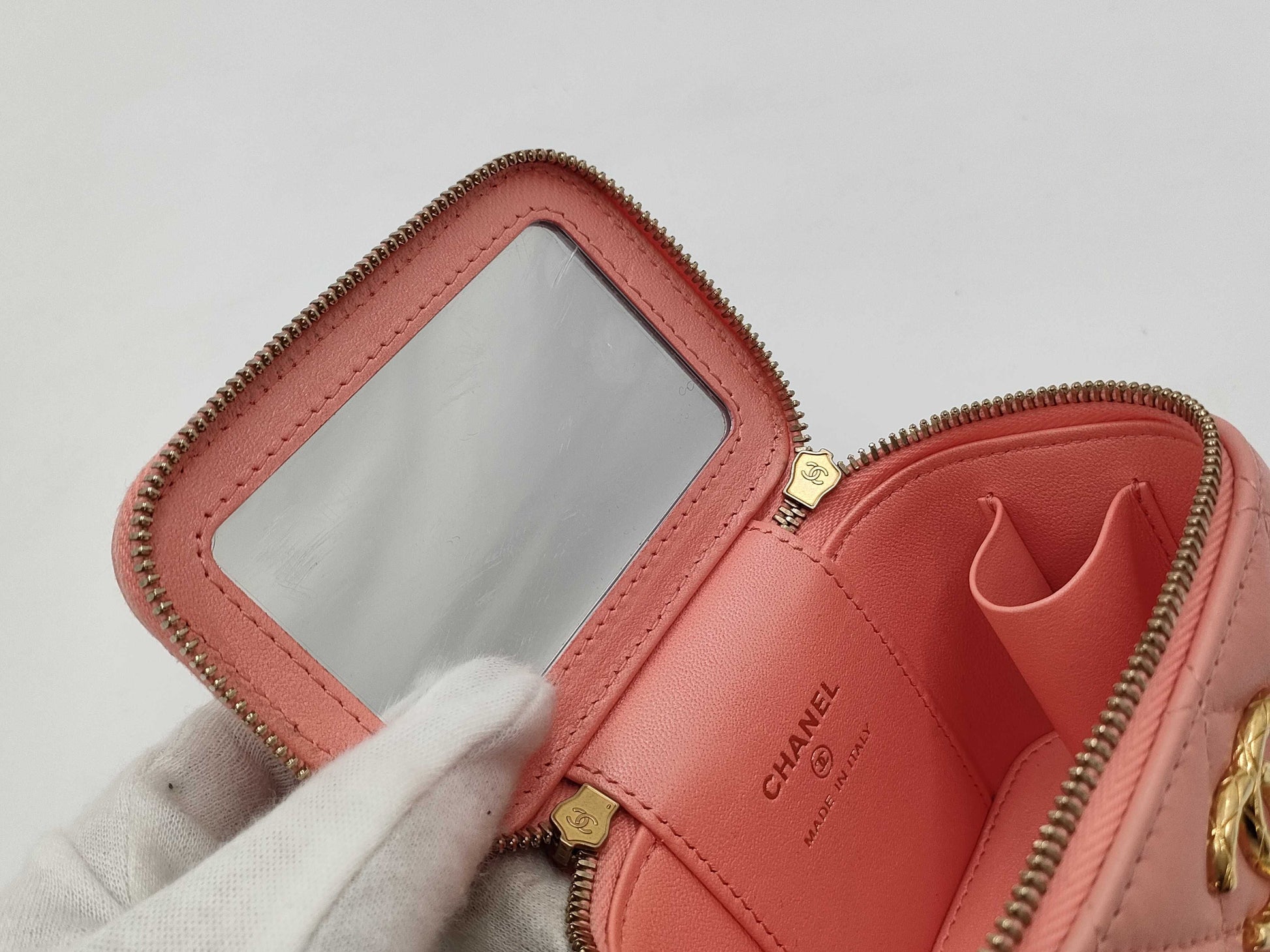 CHANEL Vanity Chain Shoulder Bag Pink Vanity Bag