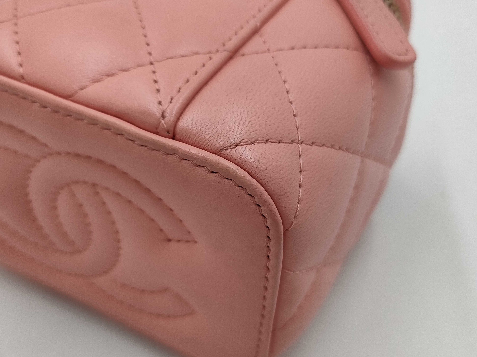 CHANEL Vanity Chain Shoulder Bag Pink Vanity Bag