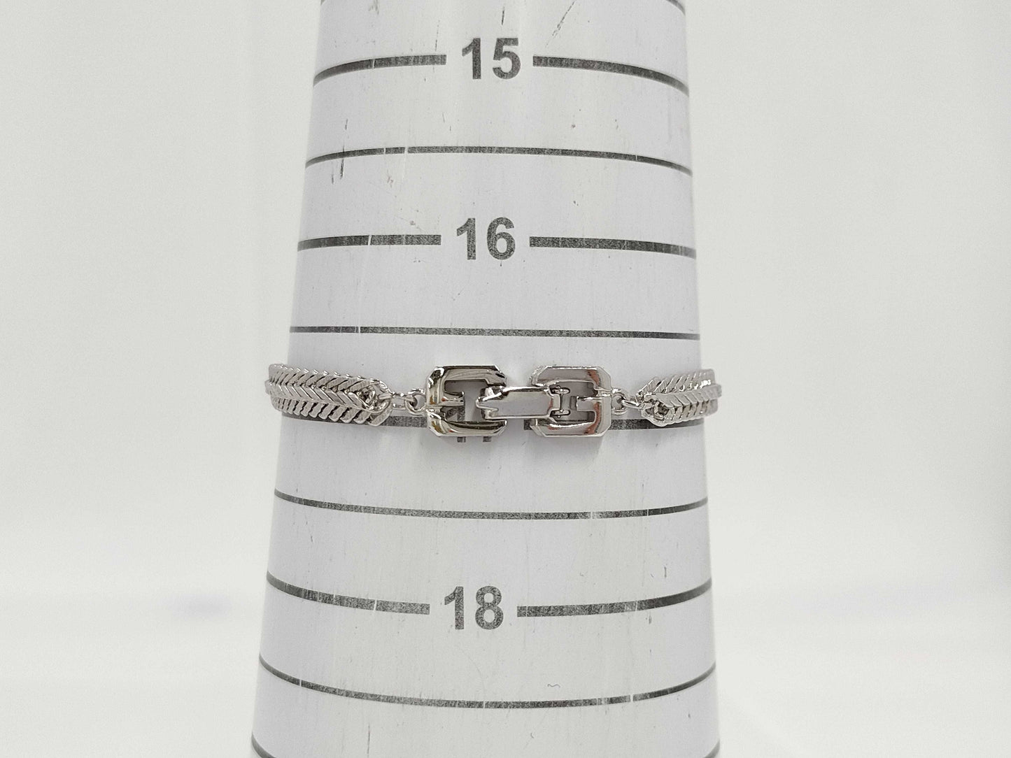 (10461_0166) GIVENCHY Bracelet Bracelet Bangle