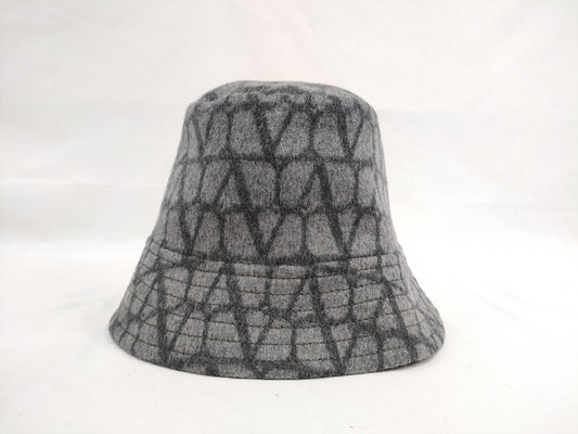 (10462_0273) VALENTINO Bucket Hat Grey Size 56 Other Apparel