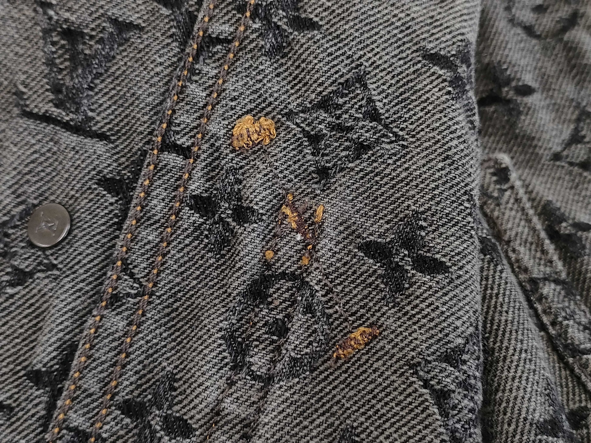 (10462_0016) LOUIS VUITTON Louis Vuitton Denim Monogram Jacket Size 38 Jacket