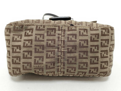 (10460_0254) FENDI Mamma Fendi Mamma Bucket Pouch