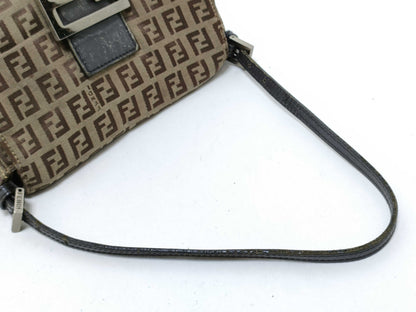 (10460_0254) FENDI Mamma Fendi Mamma Bucket Pouch