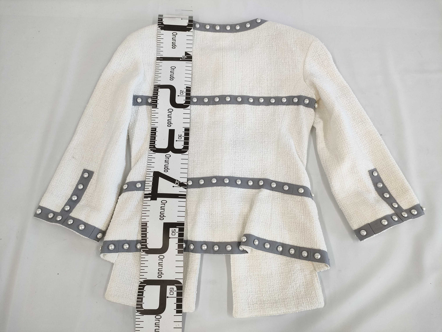 (10462_0129) CHANEL CHANEL Pearl Trim White Jacket Size 34 Jacket