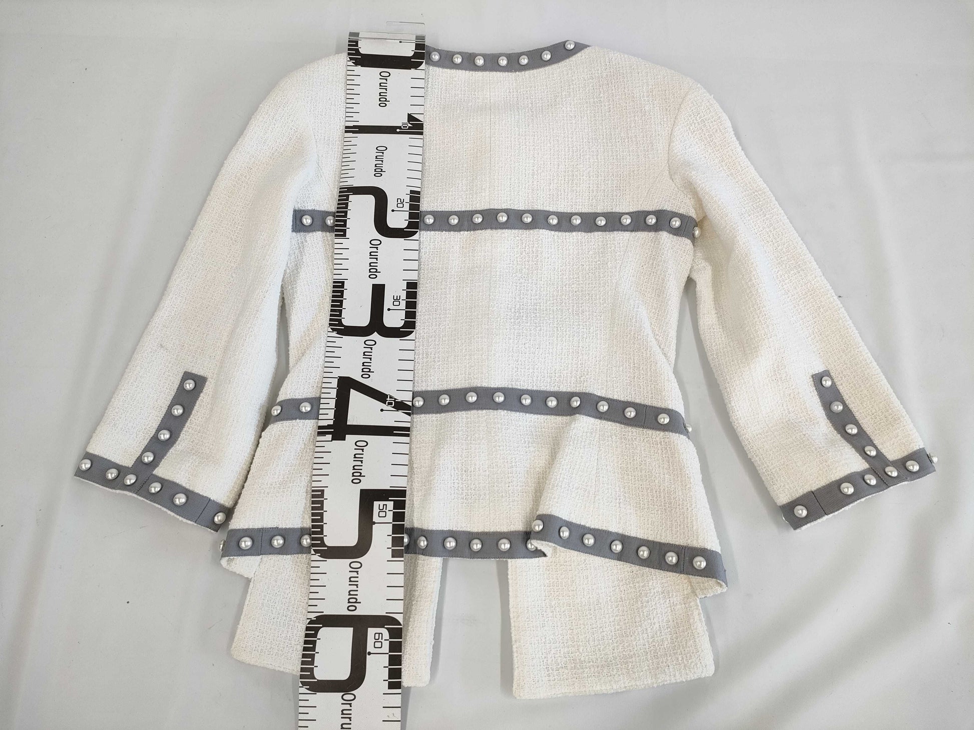 (10462_0129) CHANEL CHANEL Pearl Trim White Jacket Size 34 Jacket