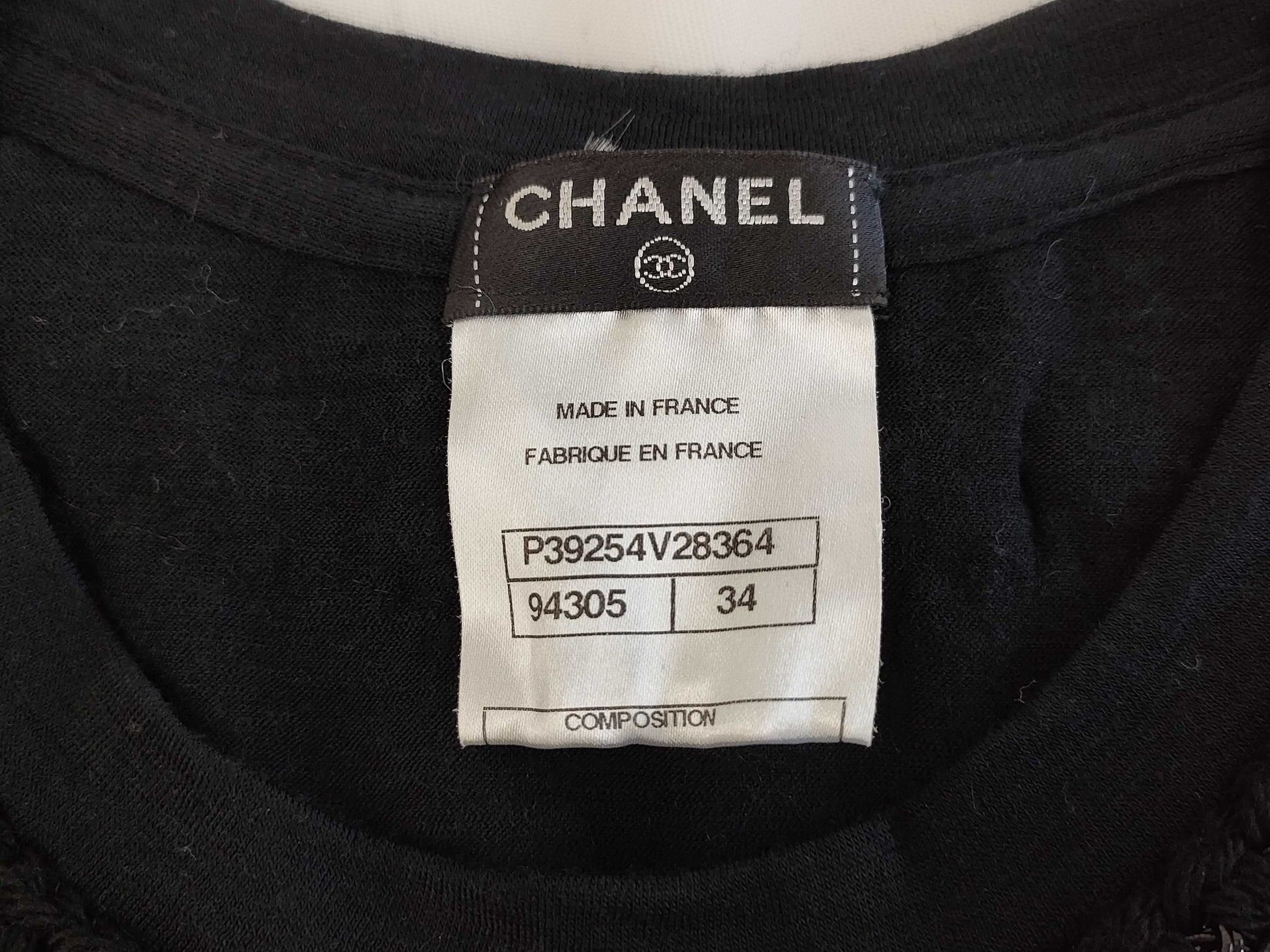 (10462_0114) CHANEL CHANEL Black Trimmed T-Shirt Top Shared Cloth Size 34 T-Shirt