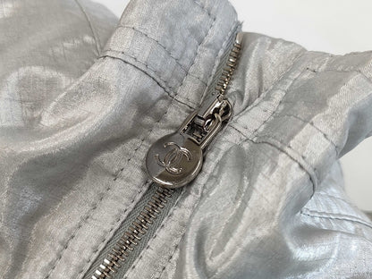 (10462_0122) CHANEL CHANEL Grey Silver Blouson Jumper Size 38 Shared Cloth Jacket