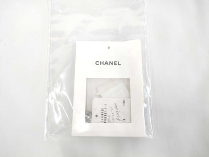 (10462_0109) CHANEL CHANEL White Knitted Cardigan Spare Yarn Button Size 38 Cardigan
