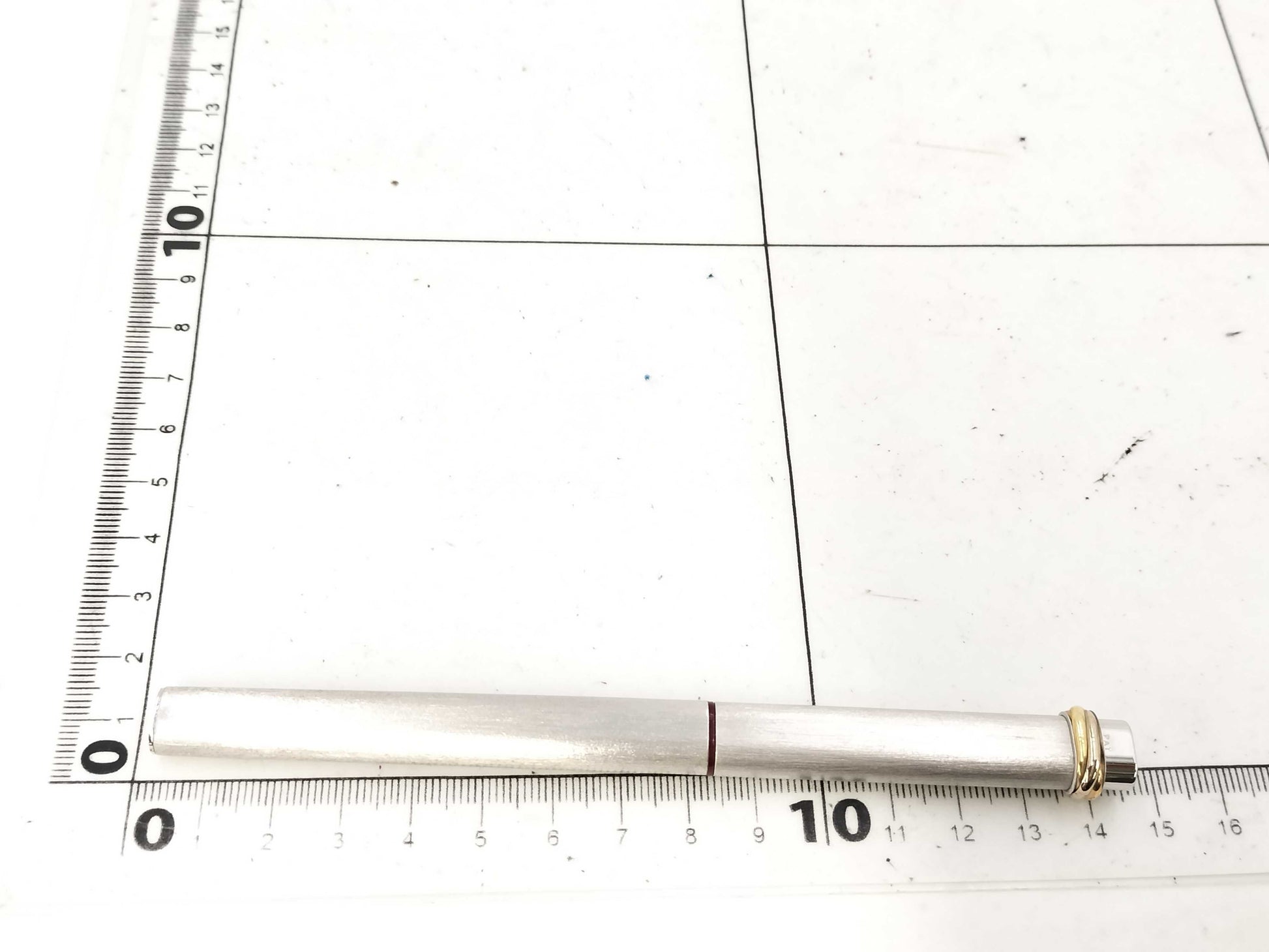 (10461_0067) Cartier Must Silver Pen & Fountain Pen