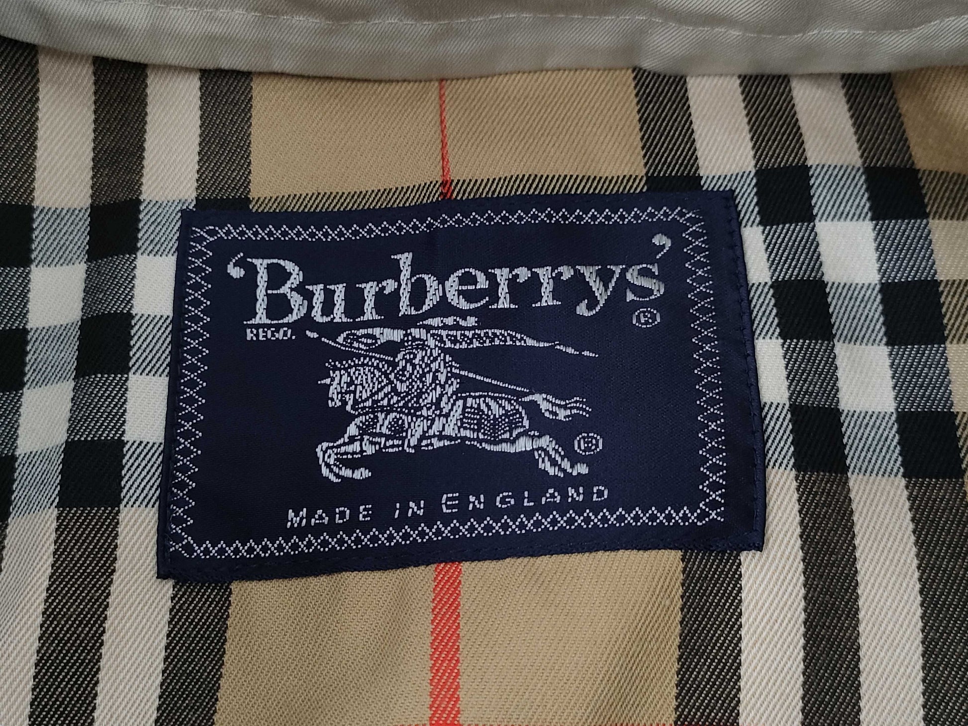(10462_0215) BURBERRY Coat W96C Coat