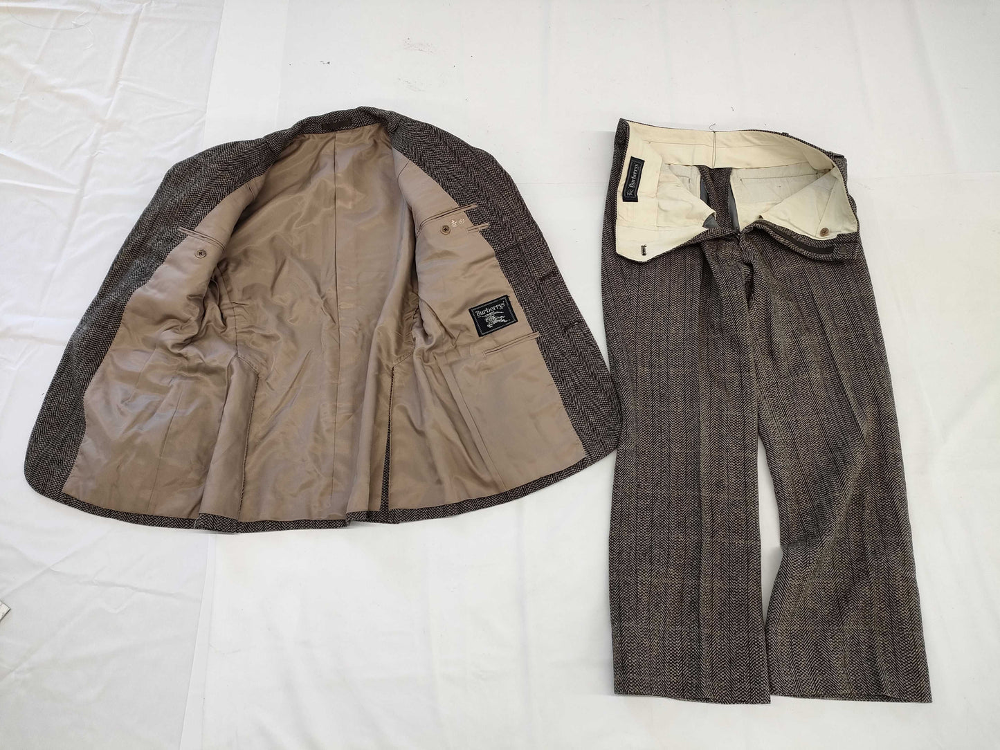 (10462_0227) BURBERRY Burberry Suit Set Up Jacket Business Button Men's Herringbone Cedar Twill Wool Size 165 C-TK83 Jacket