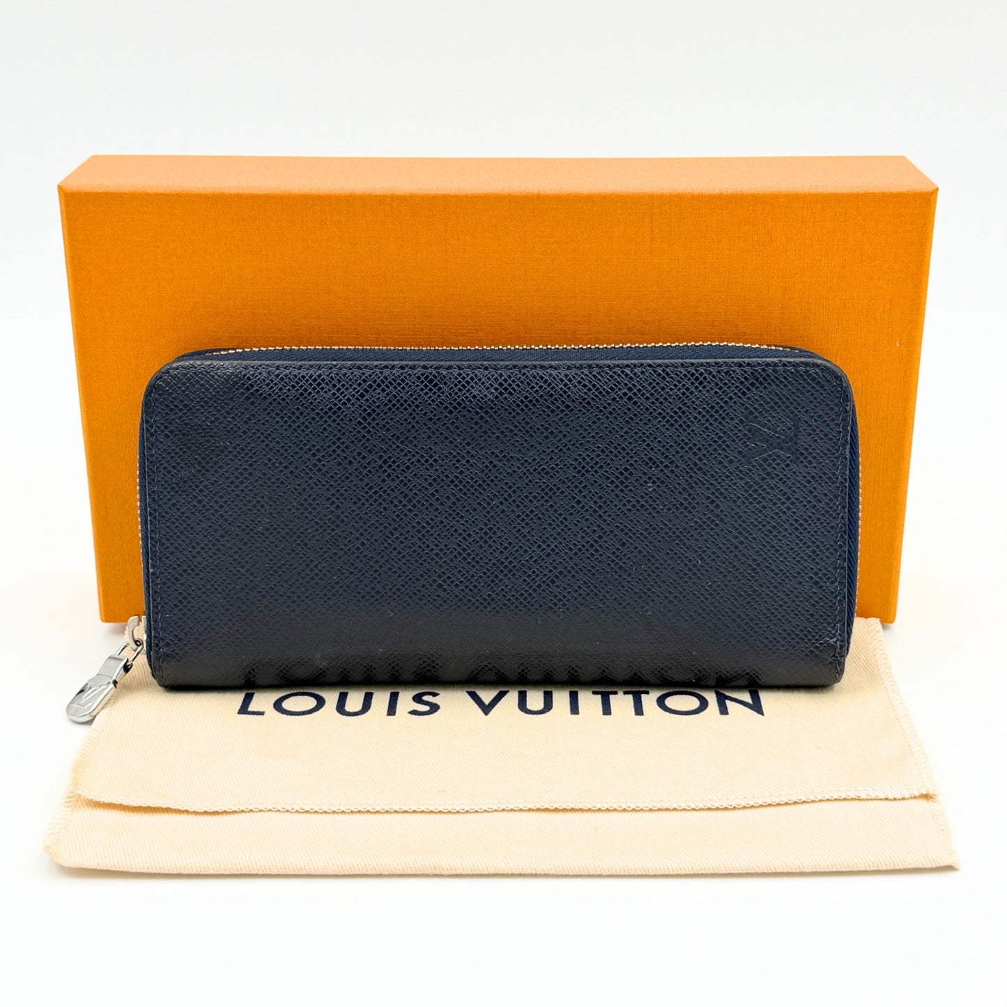 LOUIS VUITTON Taiga Zippy Wallet Vertical M30510 Wallet Box and Storage Bag Included